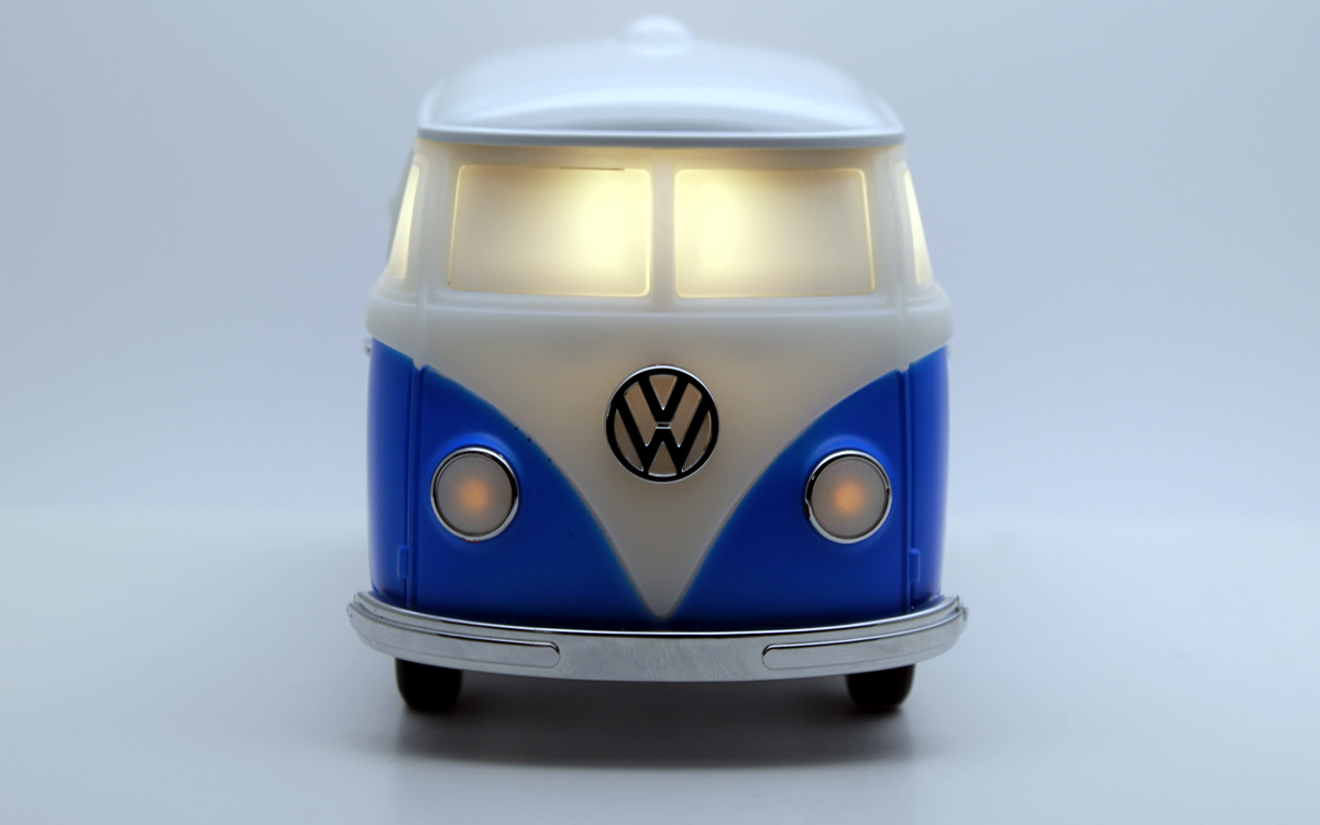 ライト：VWバス